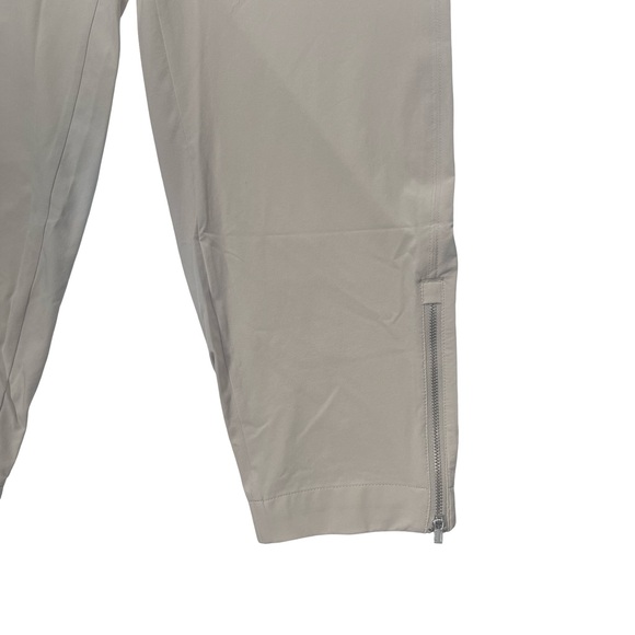 NWT Athleta Brooklyn Heights Jogger Beige Tan Travel Lightweight Size 8 - Picture 4 of 6